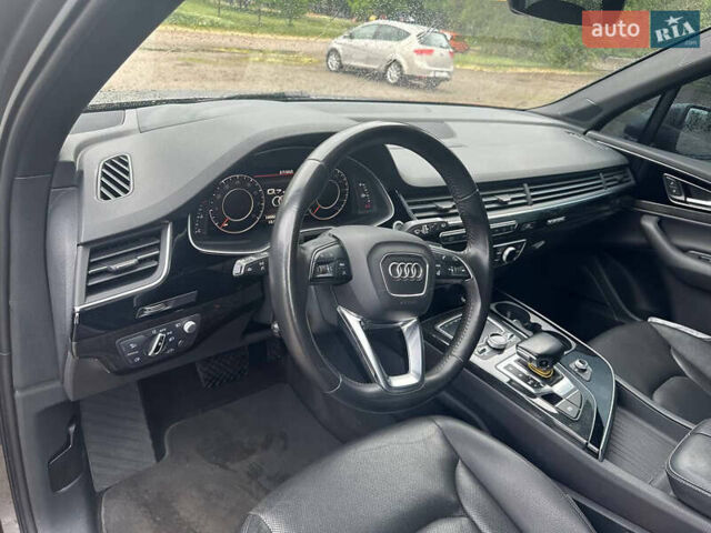 Серый Ауди Ку 7, объемом двигателя 3 л и пробегом 99 тыс. км за 29000 $, фото 2 на Automoto.ua