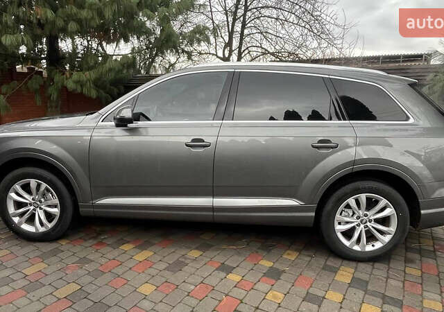 Серый Ауди Ку 7, объемом двигателя 3 л и пробегом 89 тыс. км за 25900 $, фото 3 на Automoto.ua