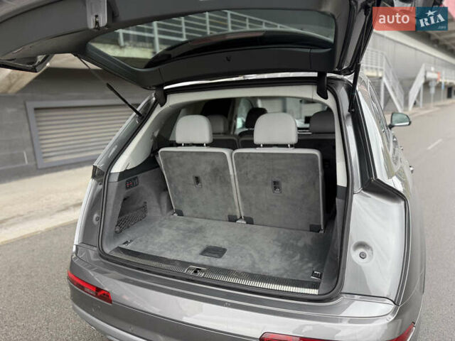 Сірий Ауді Ку 7, об'ємом двигуна 3 л та пробігом 128 тис. км за 32000 $, фото 21 на Automoto.ua