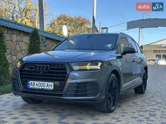 Серый Ауди Ку 7, объемом двигателя 3 л и пробегом 210 тыс. км за 32499 $, фото 1 на Automoto.ua