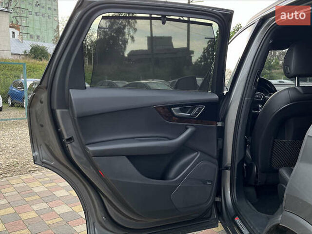 Серый Ауди Ку 7, объемом двигателя 3 л и пробегом 220 тыс. км за 29999 $, фото 14 на Automoto.ua