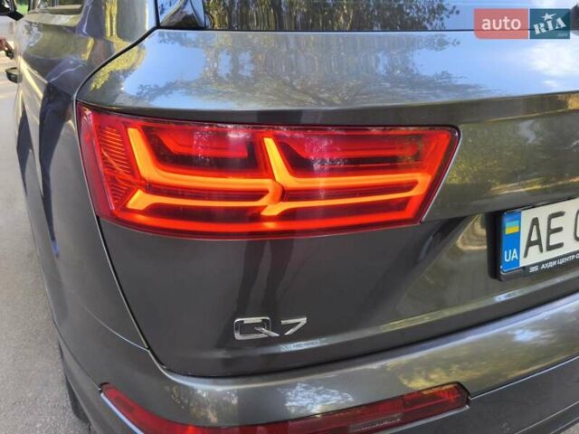 Сірий Ауді Ку 7, об'ємом двигуна 2.97 л та пробігом 180 тис. км за 36000 $, фото 7 на Automoto.ua
