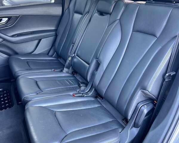 Сірий Ауді Ку 7, об'ємом двигуна 3 л та пробігом 153 тис. км за 28000 $, фото 24 на Automoto.ua