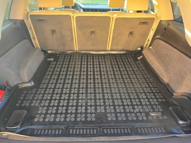 Сірий Ауді Ку 7, об'ємом двигуна 3 л та пробігом 79 тис. км за 29500 $, фото 13 на Automoto.ua