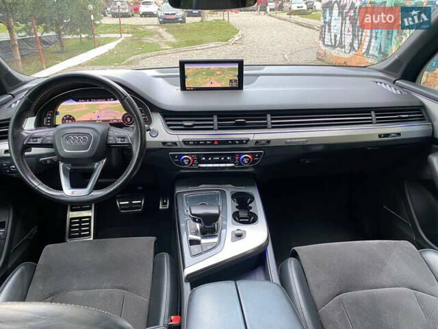Серый Ауди Ку 7, объемом двигателя 3 л и пробегом 230 тыс. км за 39900 $, фото 22 на Automoto.ua