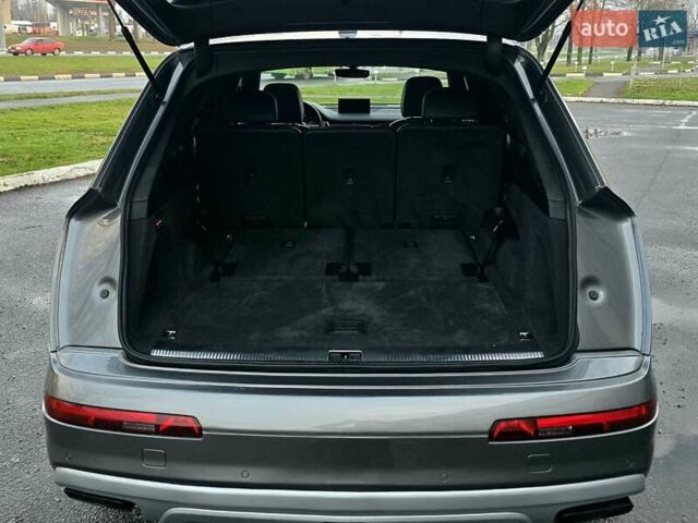 Серый Ауди Ку 7, объемом двигателя 3 л и пробегом 230 тыс. км за 23500 $, фото 23 на Automoto.ua