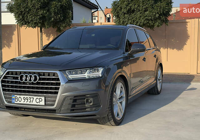 Серый Ауди Ку 7, объемом двигателя 2.97 л и пробегом 266 тыс. км за 39000 $, фото 4 на Automoto.ua