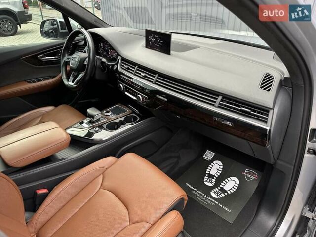 Ауди Ку 7 2016 в Мукачеве на Automoto.ua Серый Ауди Ку 7, объемом двигателя 3 л и пробегом 194 тыс. км за 28900 $, фото 67 на Automoto.ua