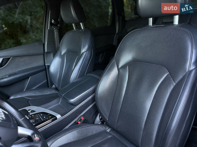 Серый Ауди Ку 7, объемом двигателя 2.97 л и пробегом 207 тыс. км за 32500 $, фото 24 на Automoto.ua