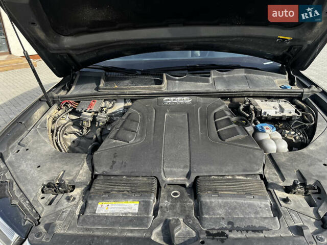 Сірий Ауді Ку 7, об'ємом двигуна 3 л та пробігом 320 тис. км за 24500 $, фото 12 на Automoto.ua