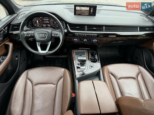 Серый Ауди Ку 7, объемом двигателя 3 л и пробегом 186 тыс. км за 22400 $, фото 60 на Automoto.ua
