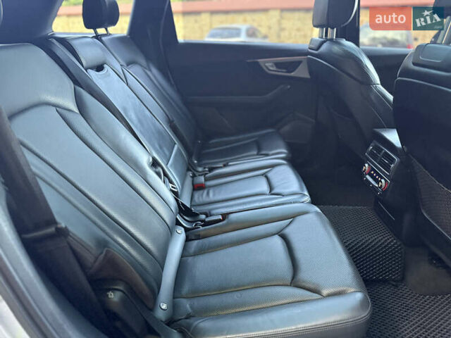 Серый Ауди Ку 7, объемом двигателя 2.97 л и пробегом 207 тыс. км за 32500 $, фото 39 на Automoto.ua