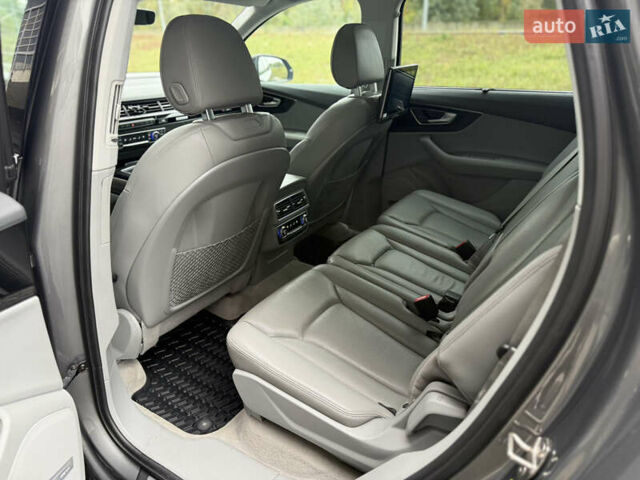 Сірий Ауді Ку 7, об'ємом двигуна 3 л та пробігом 128 тис. км за 32000 $, фото 16 на Automoto.ua