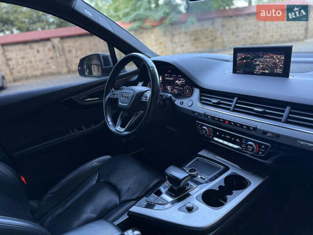 Серый Ауди Ку 7, объемом двигателя 2.97 л и пробегом 207 тыс. км за 32500 $, фото 47 на Automoto.ua