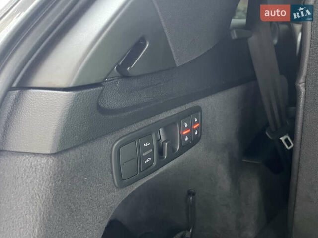 Серый Ауди Ку 7, объемом двигателя 3 л и пробегом 151 тыс. км за 29900 $, фото 35 на Automoto.ua