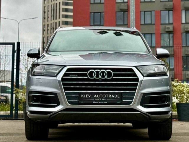 Серый Ауди Ку 7, объемом двигателя 3 л и пробегом 216 тыс. км за 25900 $, фото 1 на Automoto.ua