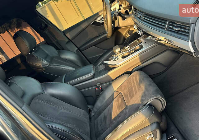 Серый Ауди Ку 7, объемом двигателя 2.97 л и пробегом 266 тыс. км за 39000 $, фото 31 на Automoto.ua