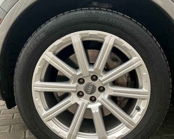 Ауди Ку 7 2016 в Киеве на Automoto.ua Серый Ауди Ку 7, объемом двигателя 3 л и пробегом 124 тыс. км за 25700 $, фото 16 на Automoto.ua