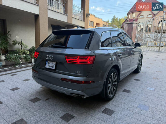 Сірий Ауді Ку 7, об'ємом двигуна 3 л та пробігом 230 тис. км за 25900 $, фото 24 на Automoto.ua