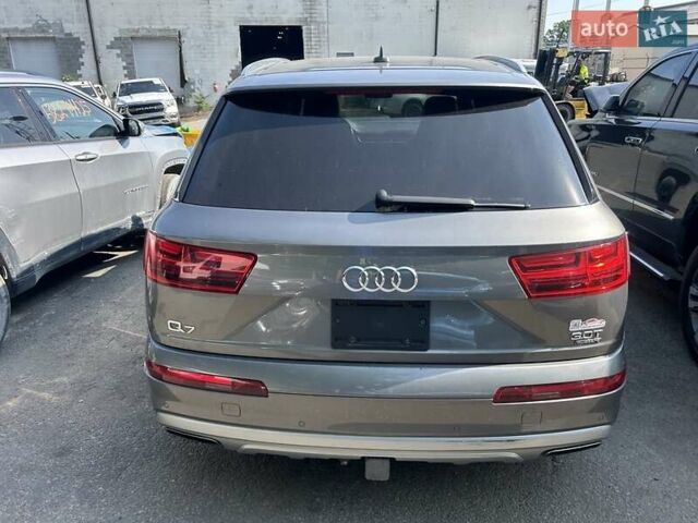 Ауди Ку 7 2016 в Киеве на Automoto.ua Серый Ауди Ку 7, объемом двигателя 3 л и пробегом 156 тыс. км за 21800 $, фото 28 на Automoto.ua