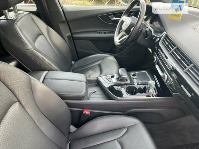 Серый Ауди Ку 7, объемом двигателя 2 л и пробегом 95 тыс. км за 31500 $, фото 9 на Automoto.ua