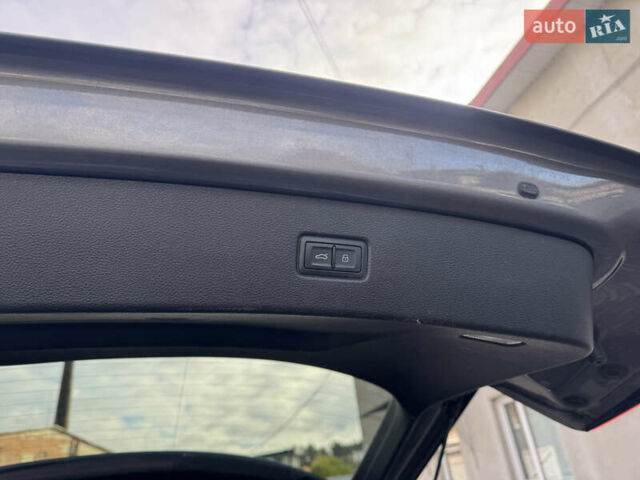 Сірий Ауді Ку 7, об'ємом двигуна 3 л та пробігом 181 тис. км за 23800 $, фото 47 на Automoto.ua