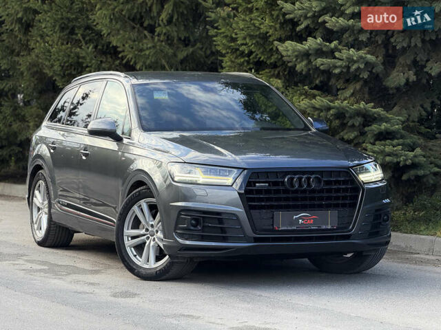 Ауді Ку 7 2016 у Тернополі на Automoto.ua Сірий Ауді Ку 7, об'ємом двигуна 3 л та пробігом 302 тис. км за 34900 $, фото 1 на Automoto.ua