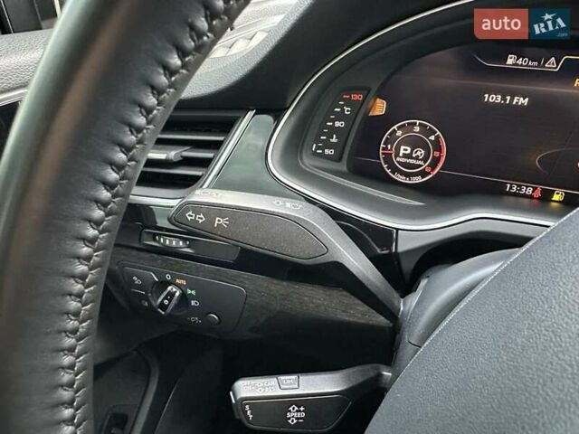 Серый Ауди Ку 7, объемом двигателя 2.97 л и пробегом 139 тыс. км за 31500 $, фото 26 на Automoto.ua