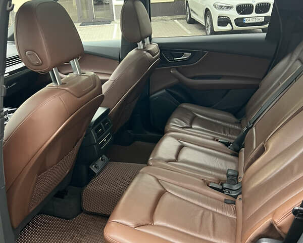 Ауди Ку 7 2016 в Киеве на Automoto.ua Серый Ауди Ку 7, объемом двигателя 3 л и пробегом 124 тыс. км за 25700 $, фото 13 на Automoto.ua