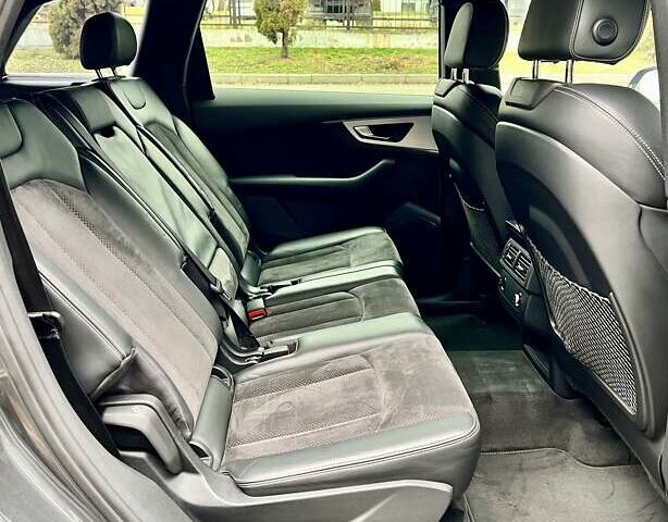 Серый Ауди Ку 7, объемом двигателя 2.97 л и пробегом 219 тыс. км за 36999 $, фото 46 на Automoto.ua