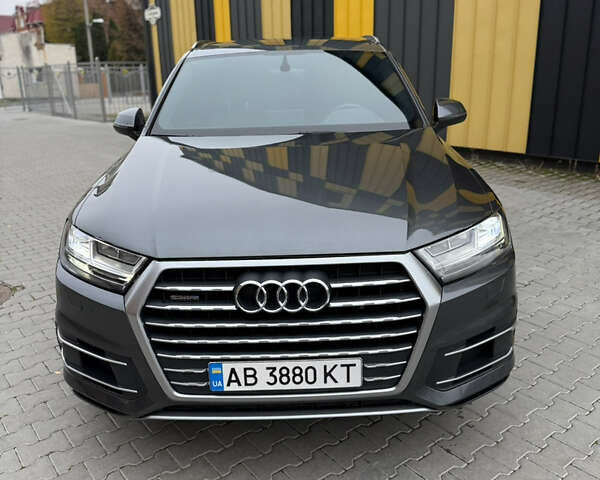 Серый Ауди Ку 7, объемом двигателя 2.97 л и пробегом 214 тыс. км за 40000 $, фото 14 на Automoto.ua