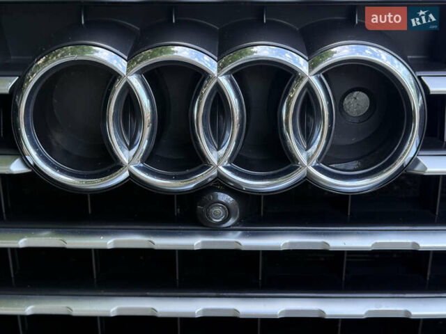 Серый Ауди Ку 7, объемом двигателя 2.97 л и пробегом 207 тыс. км за 32500 $, фото 12 на Automoto.ua