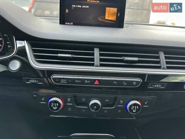 Серый Ауди Ку 7, объемом двигателя 2.97 л и пробегом 139 тыс. км за 31500 $, фото 29 на Automoto.ua