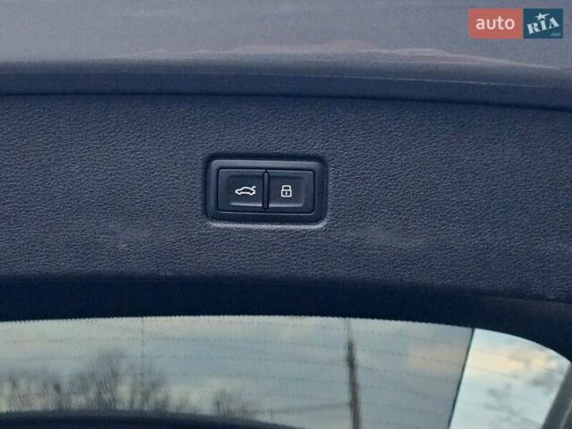 Серый Ауди Ку 7, объемом двигателя 3 л и пробегом 230 тыс. км за 23500 $, фото 26 на Automoto.ua