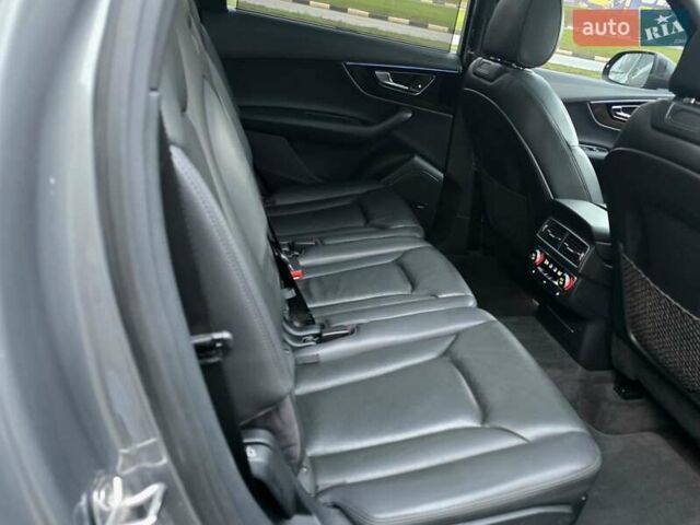 Серый Ауди Ку 7, объемом двигателя 3 л и пробегом 230 тыс. км за 23500 $, фото 28 на Automoto.ua