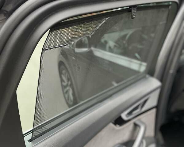 Серый Ауди Ку 7, объемом двигателя 2.97 л и пробегом 230 тыс. км за 39000 $, фото 16 на Automoto.ua