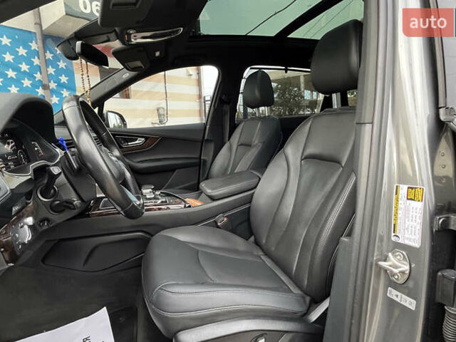 Серый Ауди Ку 7, объемом двигателя 3 л и пробегом 220 тыс. км за 29999 $, фото 16 на Automoto.ua