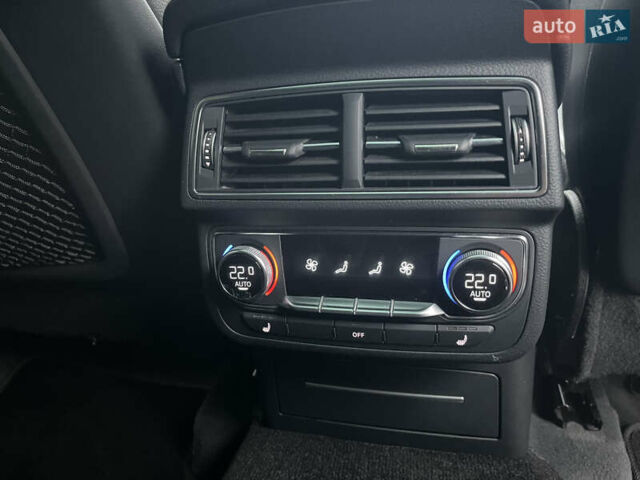 Серый Ауди Ку 7, объемом двигателя 3 л и пробегом 151 тыс. км за 29900 $, фото 33 на Automoto.ua