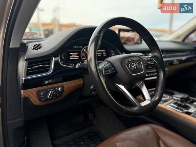 Серый Ауди Ку 7, объемом двигателя 3 л и пробегом 148 тыс. км за 30000 $, фото 11 на Automoto.ua