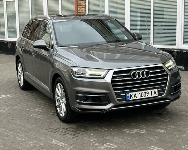 Ауди Ку 7 2016 в Киеве на Automoto.ua Серый Ауди Ку 7, объемом двигателя 3 л и пробегом 124 тыс. км за 25700 $, фото 1 на Automoto.ua