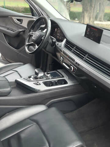 Сірий Ауді Ку 7, об'ємом двигуна 3 л та пробігом 160 тис. км за 37500 $, фото 15 на Automoto.ua