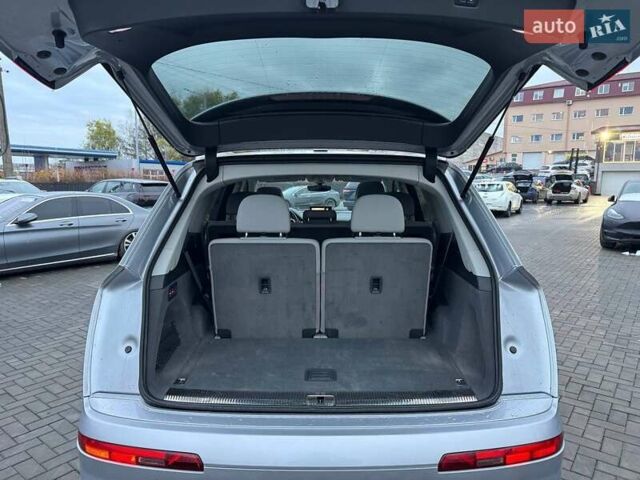 Серый Ауди Ку 7, объемом двигателя 3 л и пробегом 245 тыс. км за 18500 $, фото 9 на Automoto.ua