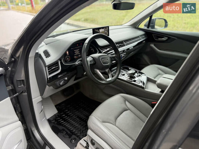Сірий Ауді Ку 7, об'ємом двигуна 3 л та пробігом 128 тис. км за 32000 $, фото 10 на Automoto.ua