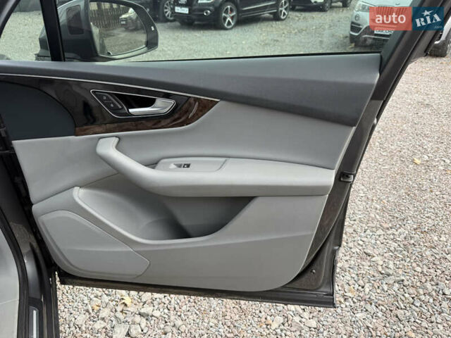 Серый Ауди Ку 7, объемом двигателя 3 л и пробегом 173 тыс. км за 21950 $, фото 64 на Automoto.ua