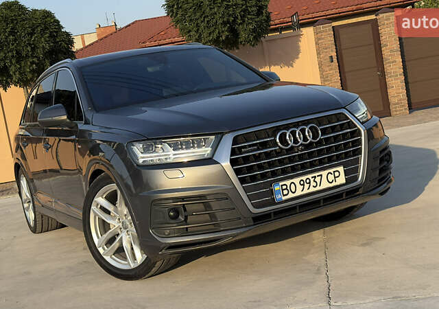 Серый Ауди Ку 7, объемом двигателя 2.97 л и пробегом 266 тыс. км за 39000 $, фото 20 на Automoto.ua