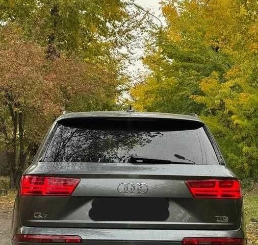 Серый Ауди Ку 7, объемом двигателя 3 л и пробегом 130 тыс. км за 20500 $, фото 3 на Automoto.ua