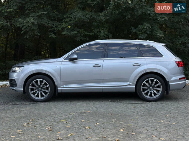 Серый Ауди Ку 7, объемом двигателя 2.97 л и пробегом 207 тыс. км за 32500 $, фото 3 на Automoto.ua
