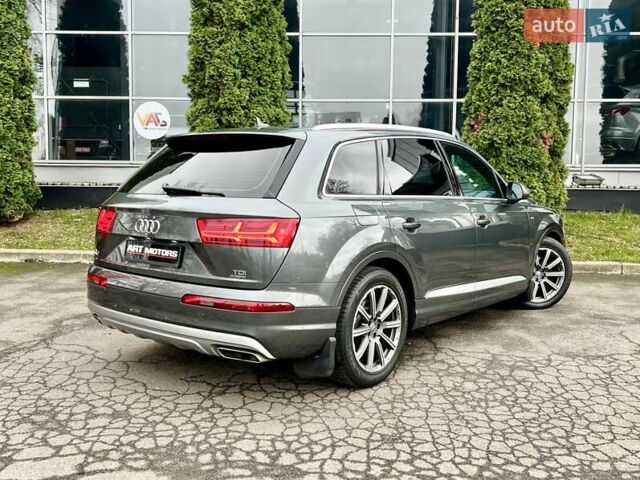 Серый Ауди Ку 7, объемом двигателя 2.97 л и пробегом 219 тыс. км за 36999 $, фото 2 на Automoto.ua