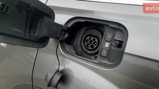 Сірий Ауді Ку 7, об'ємом двигуна 3 л та пробігом 160 тис. км за 37500 $, фото 10 на Automoto.ua