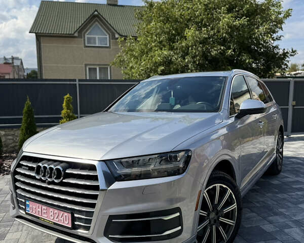 Серый Ауди Ку 7, объемом двигателя 3 л и пробегом 200 тыс. км за 23500 $, фото 2 на Automoto.ua